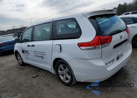 2013 Toyota Sienna from USA, damaged, VIN 5TDZK3DC6DS315122